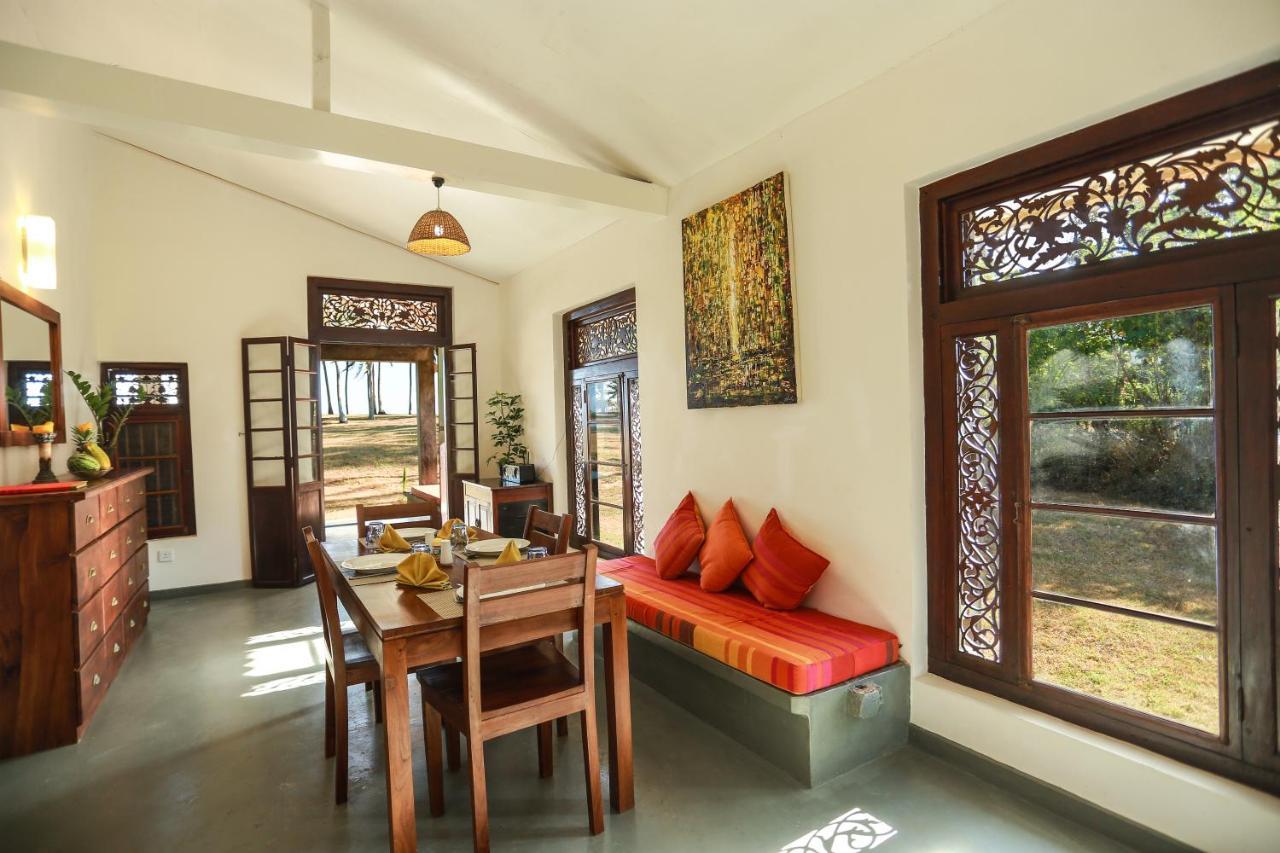 Ocean Cottage Kalametiya 외부 사진