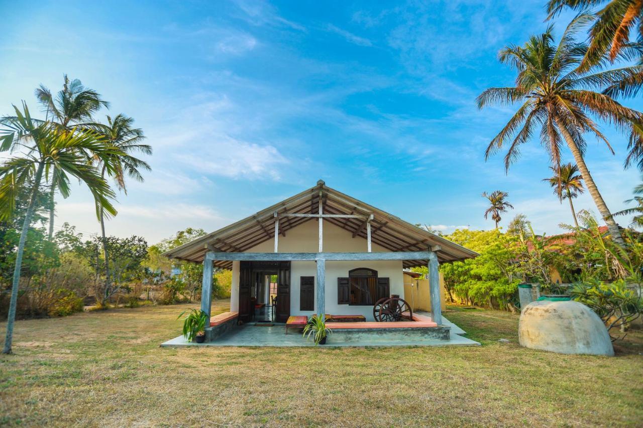 Ocean Cottage Kalametiya 외부 사진