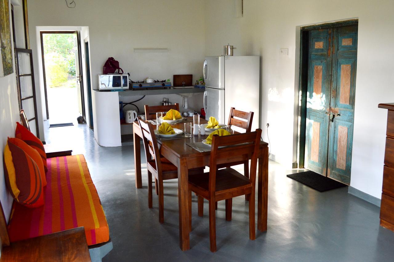 Ocean Cottage Kalametiya 외부 사진